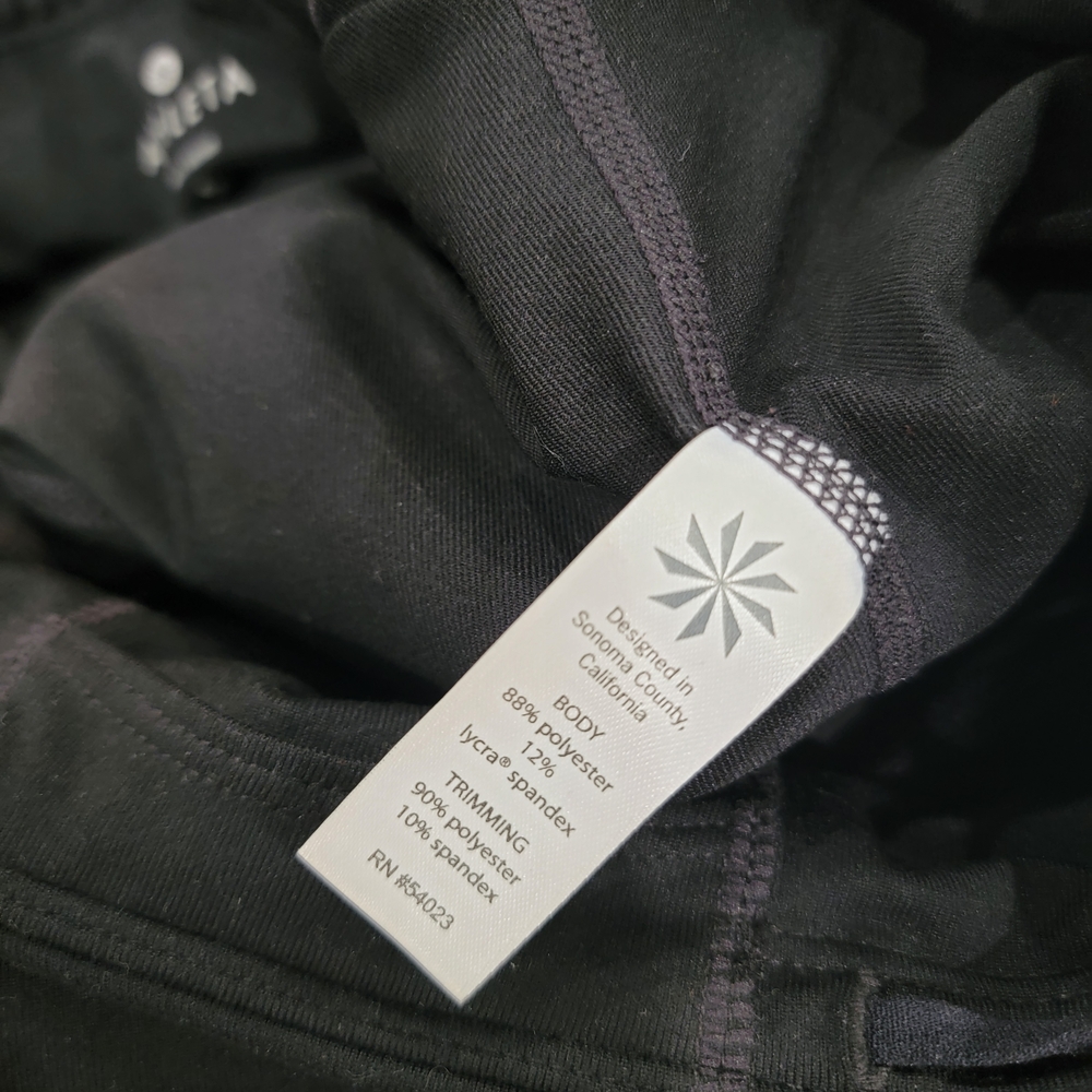 Athleta Black Activewear Skirt With Attached Leggings Sz Small - Picture 9 of 9